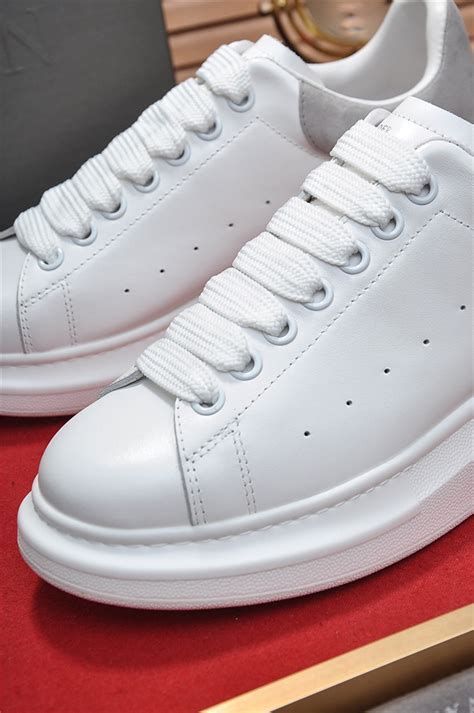 alexander mcqueen sneakers discount.